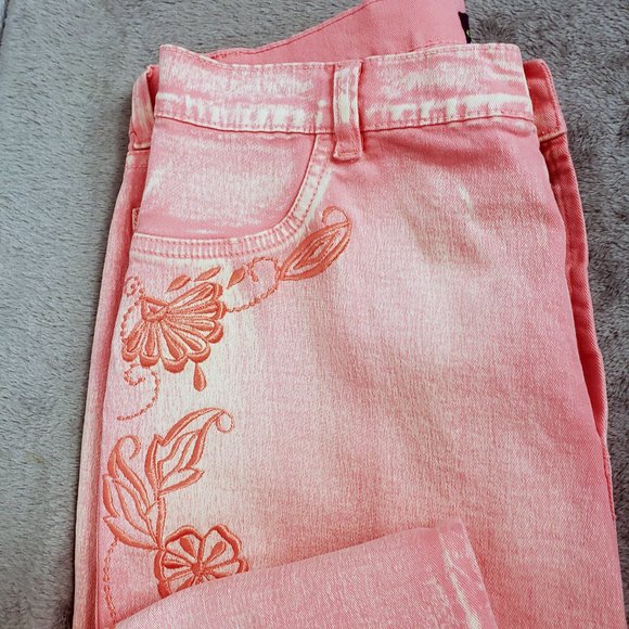 Michiana Wholesale LLP. - Picture 16 of 17